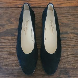 Salvatore Ferragamo Black Suede Ballet Flats Size 9